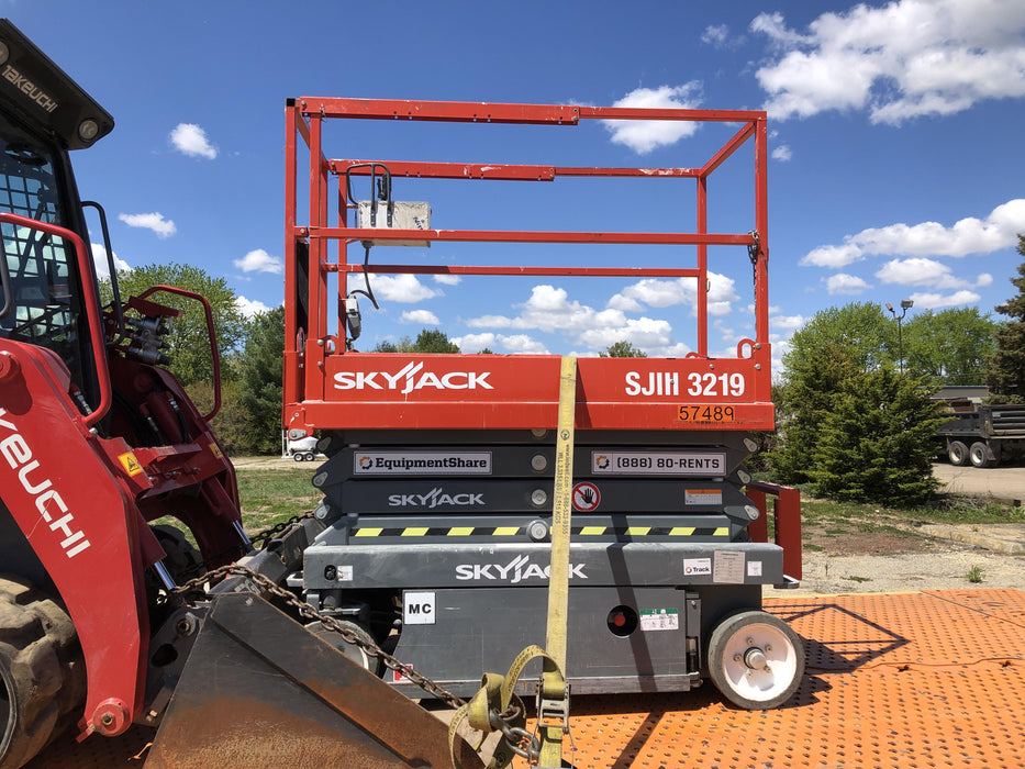 2017 Skyjack SJIII-3219 Standard Rental Specs