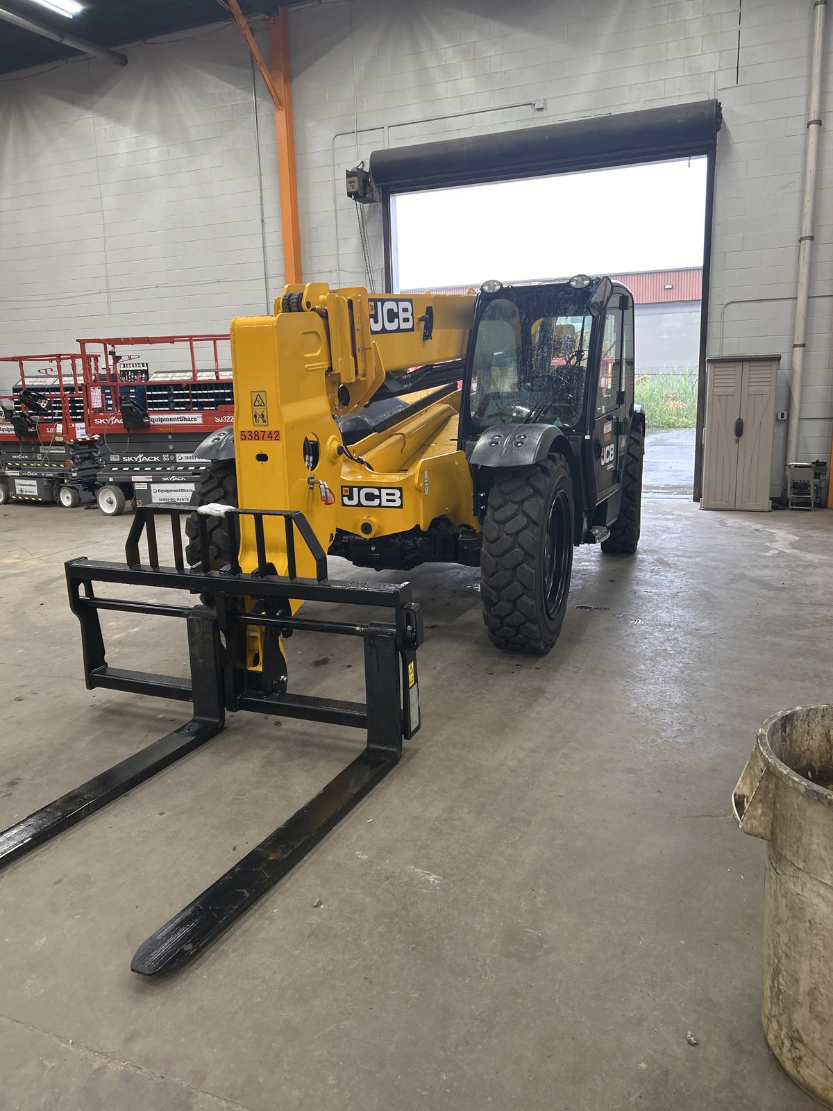 2025 JCB 509-42