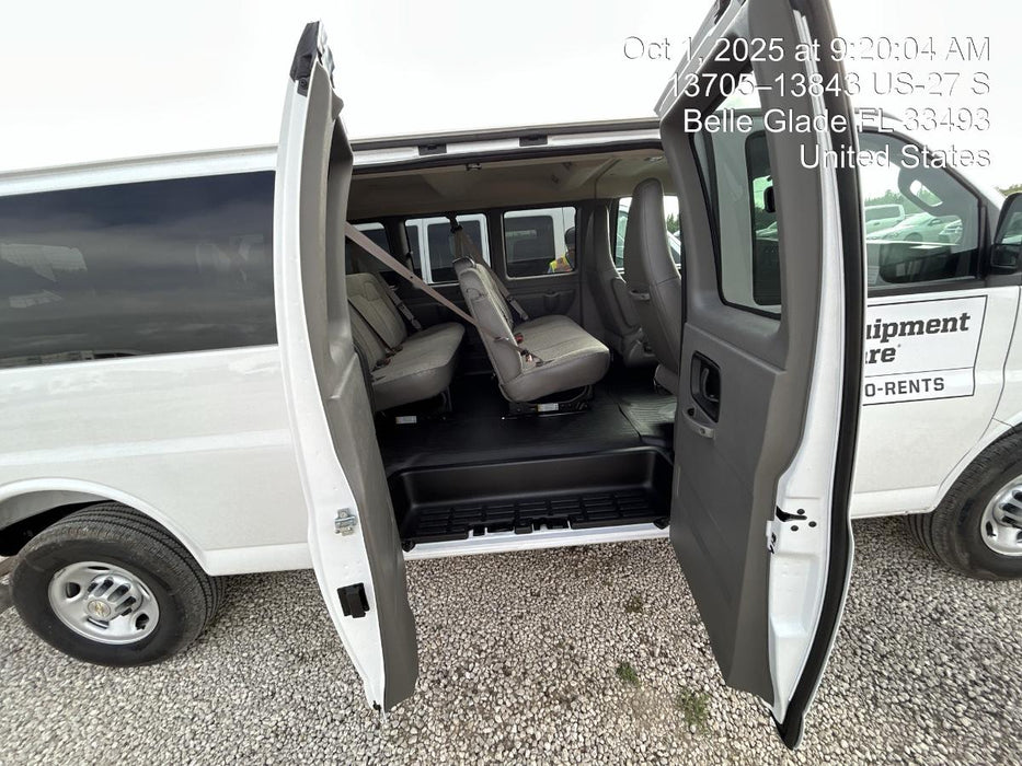 2025 CHEVROLET Express Van - Rental