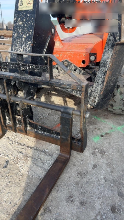 2019 Skytrak 10054 Cab/Heat/AC, 74 Hp Engine, Solid Tires, Work Light Package, Beacon w/60" Carriage, 60" Forks