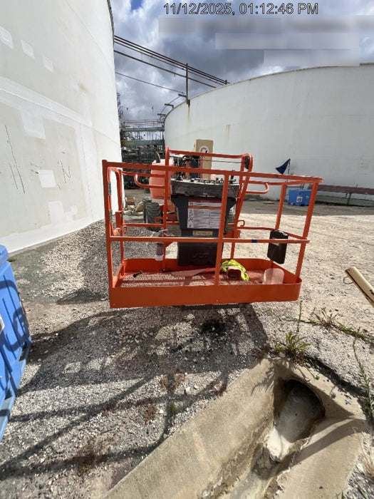 2019 JLG 450AJ