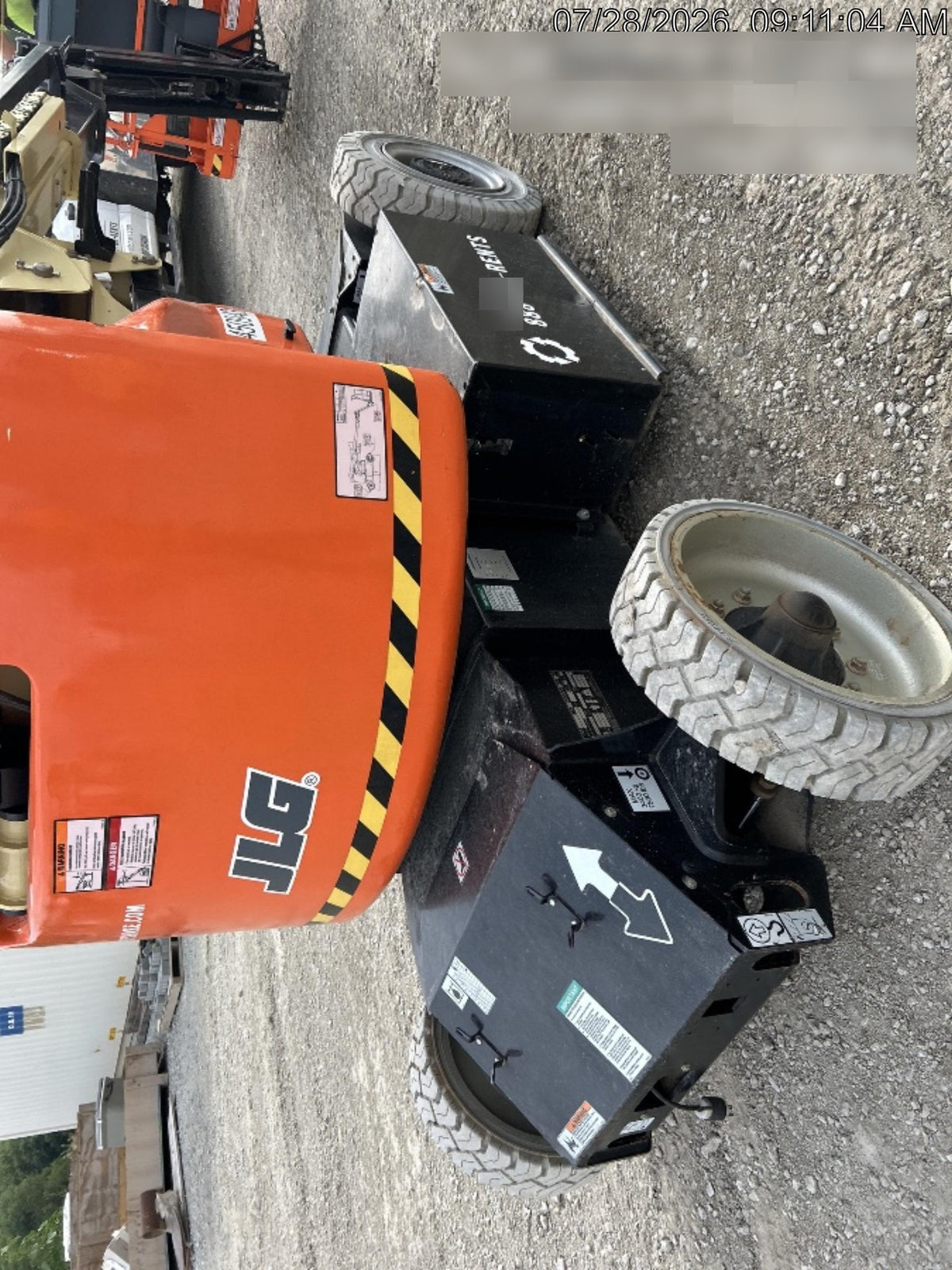 2024 JLG E400AJP Narrow