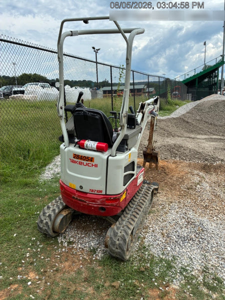 2022 TAKEUCHI TB210R