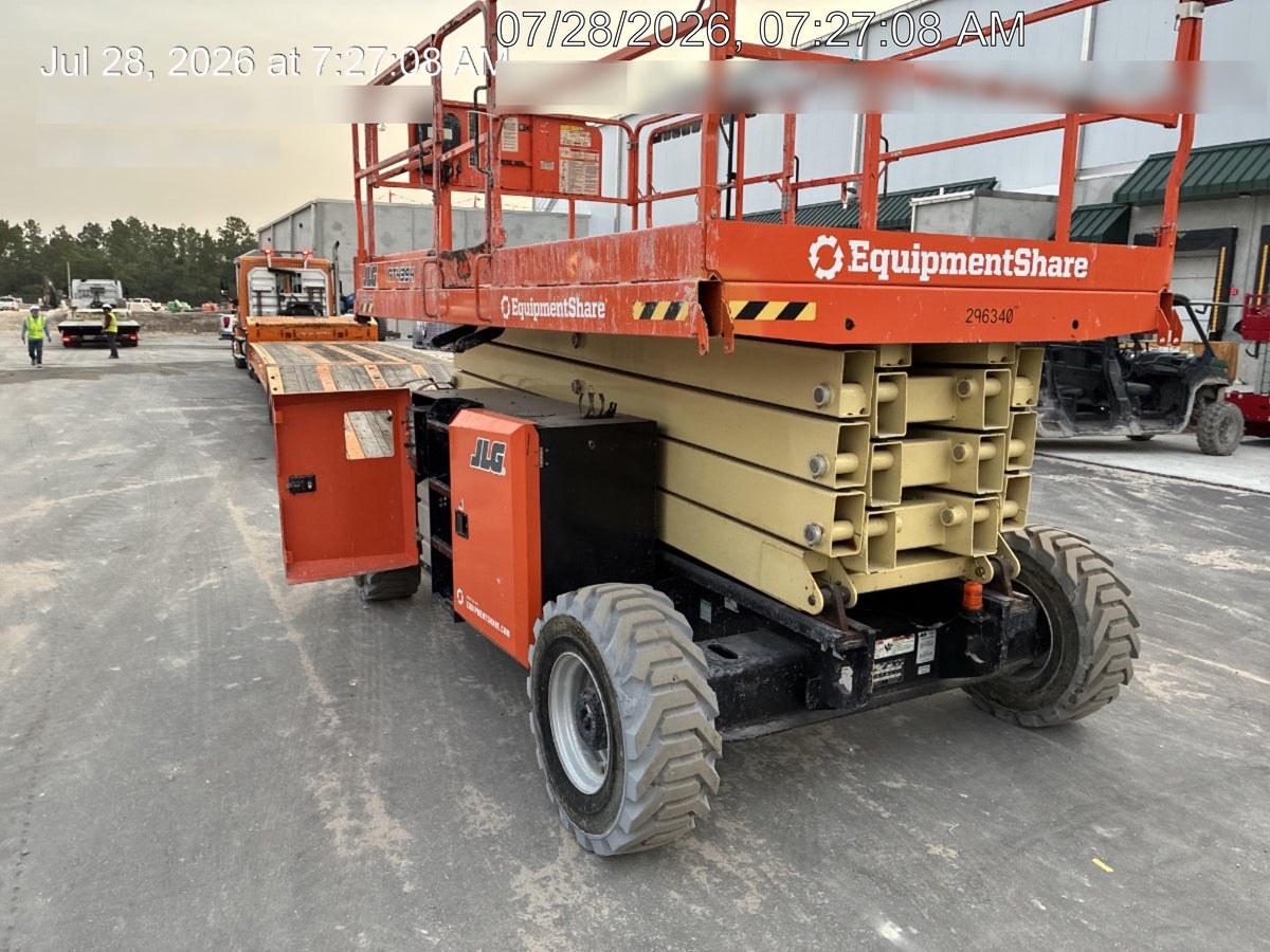 2023 JLG RT4394