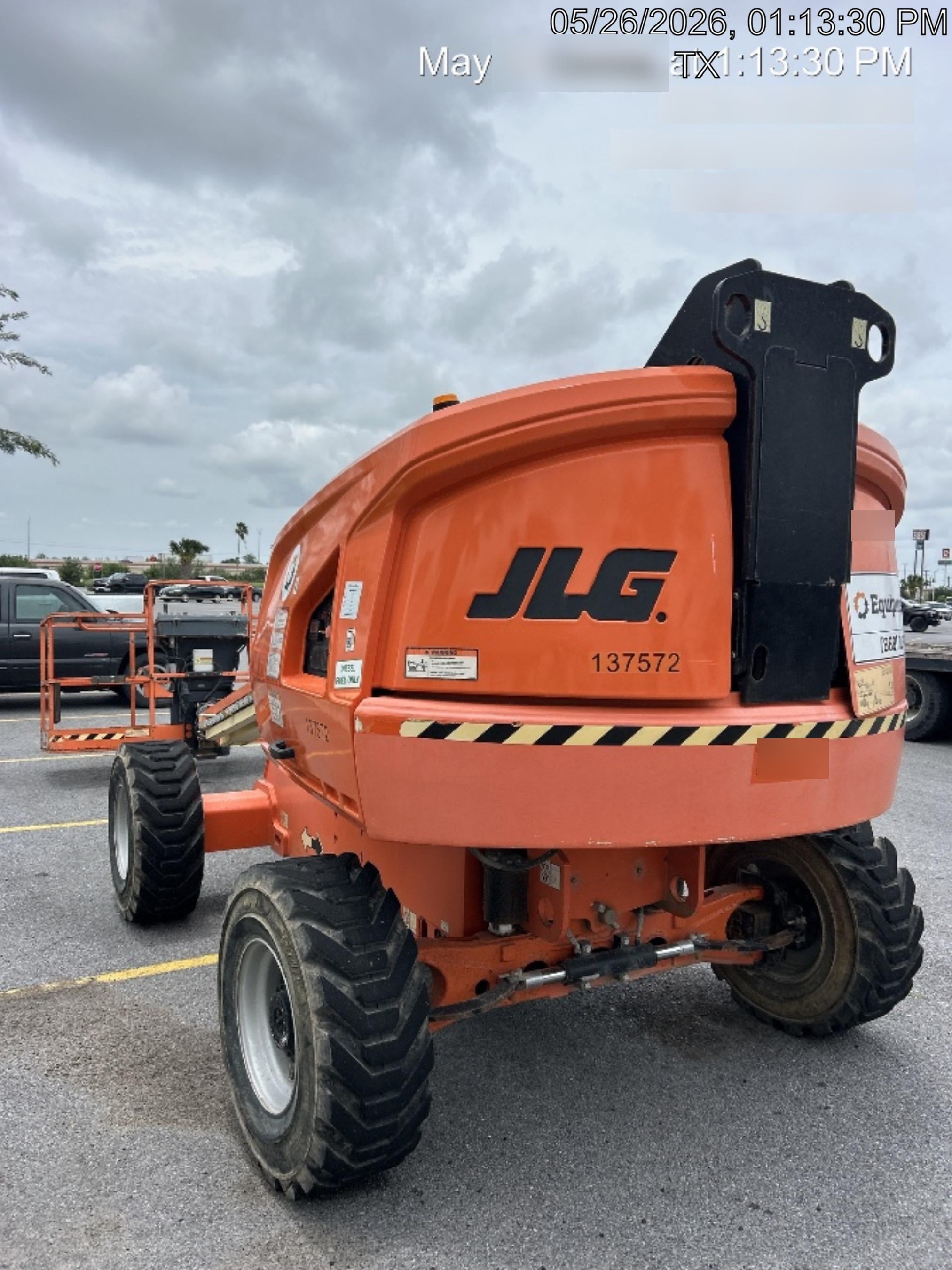 2021 JLG 400S