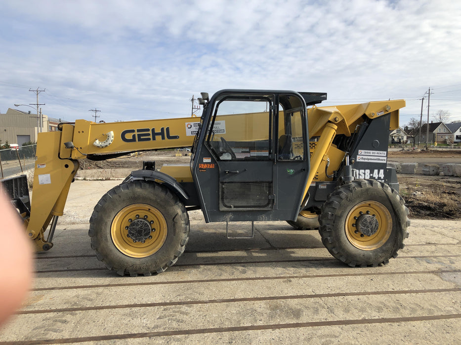 2016 Gehl RS8-44 Standard Rental Specs