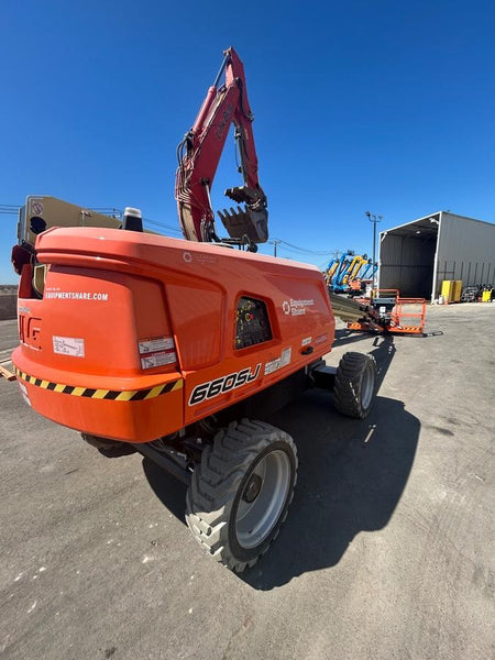 2025 JLG 660SJ