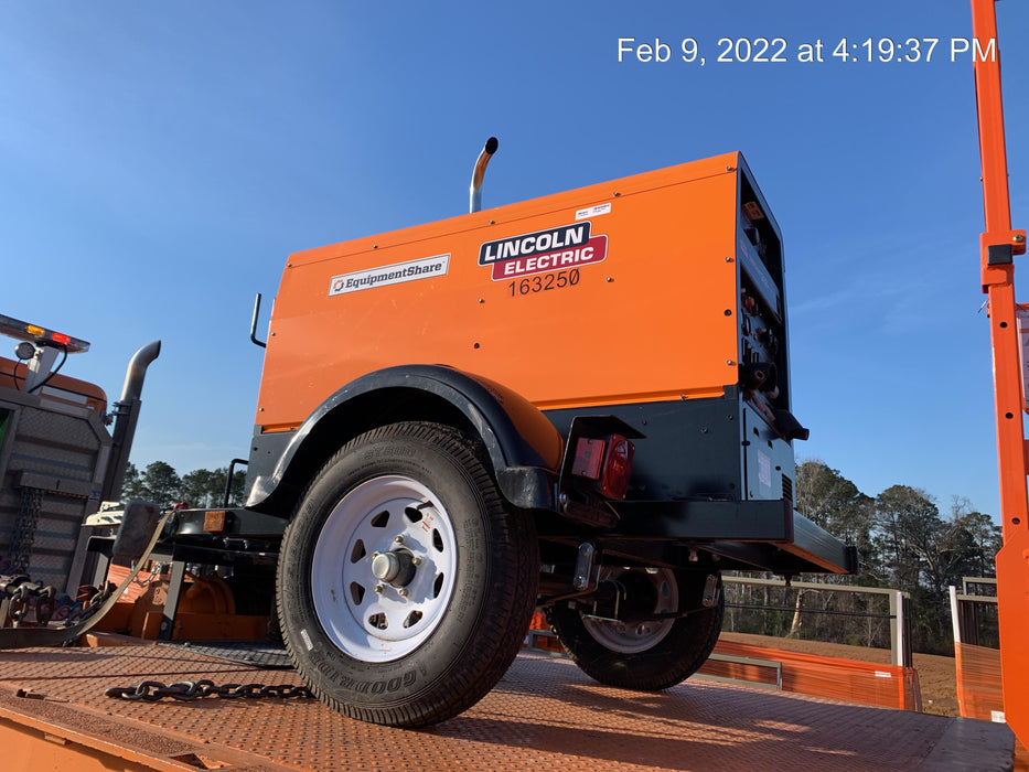 2021 Lincoln Electric Vantage 322 Vantage 322 Ready Pak 3 w/ Decals, ORANGE (includes trailer, cable rack, fender light kit) NO Telematics