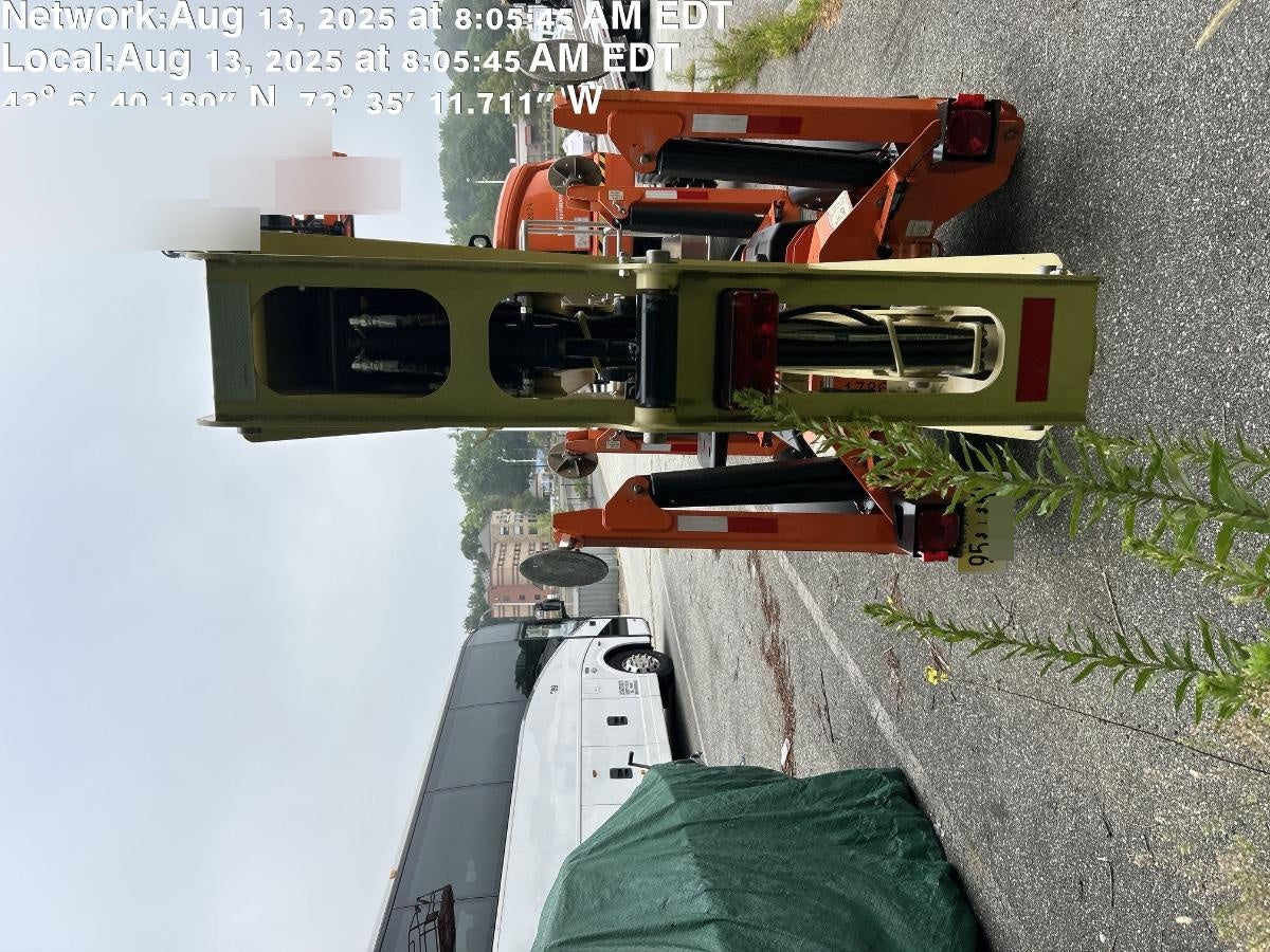 2021 JLG T350