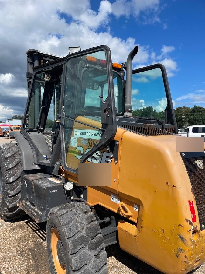 2019 CASE 588H