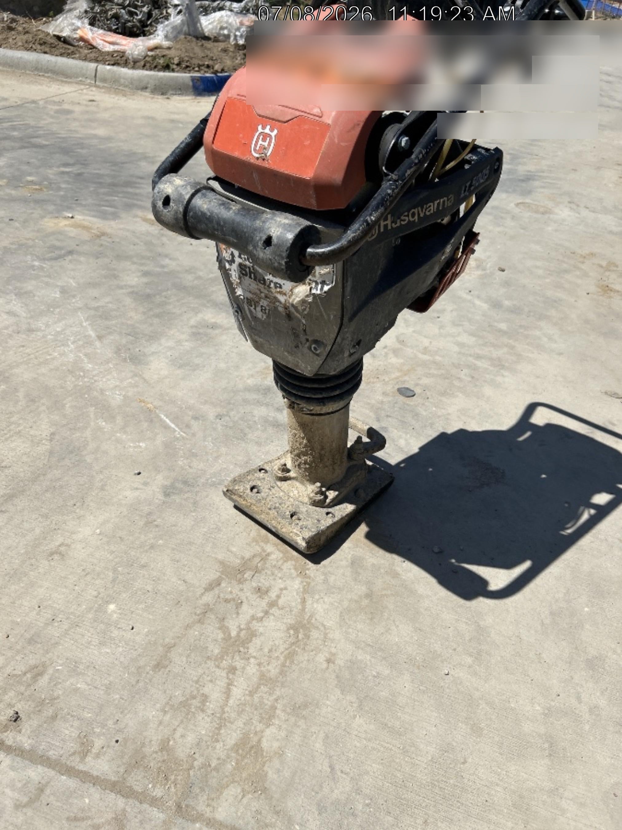 2024 HUSQVARNA LT5005