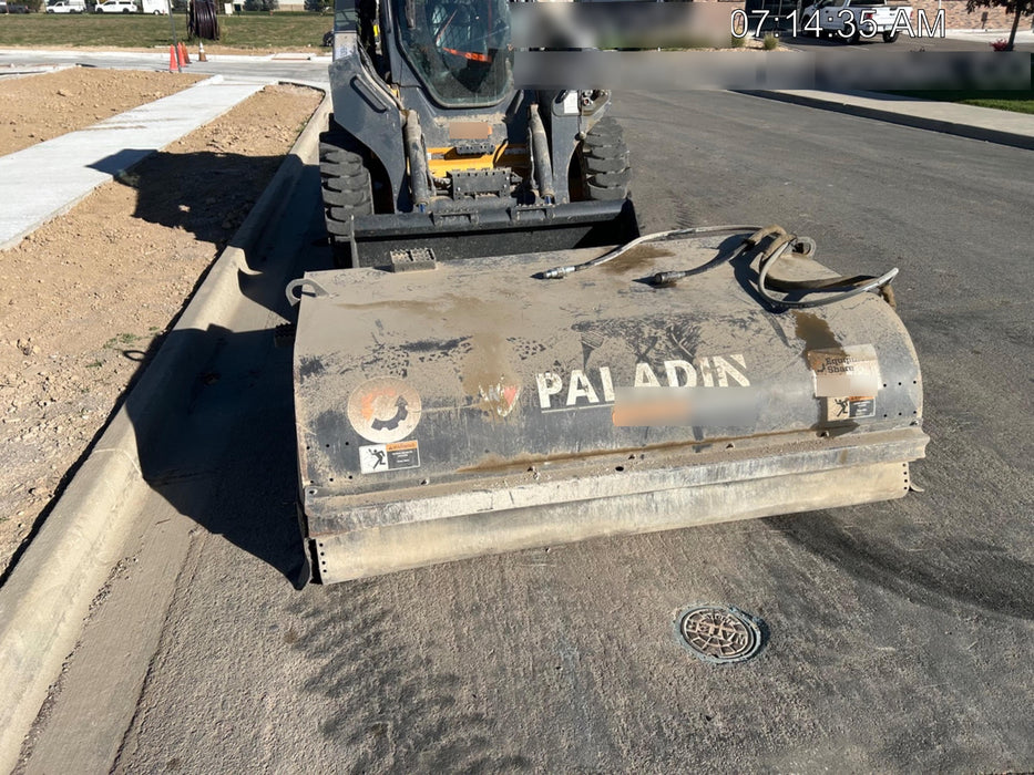 2020 PALADIN Sweepster SB72