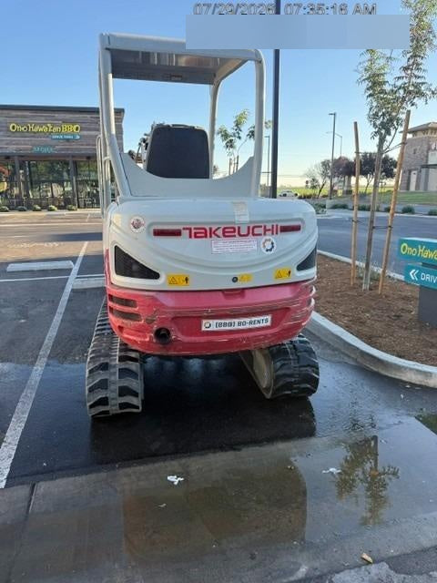 2022 TAKEUCHI TB235-2R