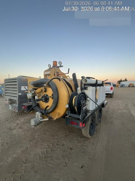 2022 VAC-TRON LP573XDT