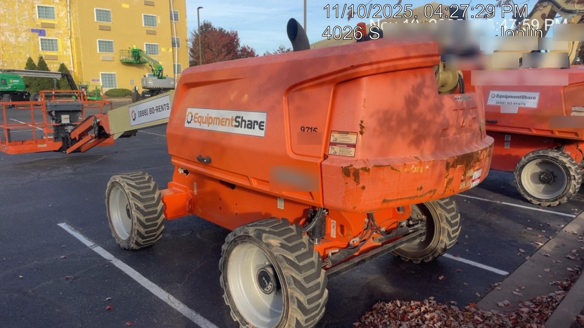 2018 JLG 660SJ