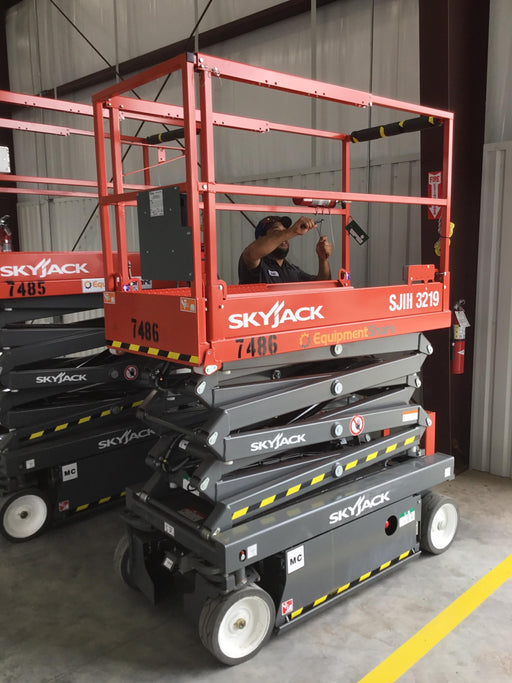 2018 SKYJACK SJIII-3219