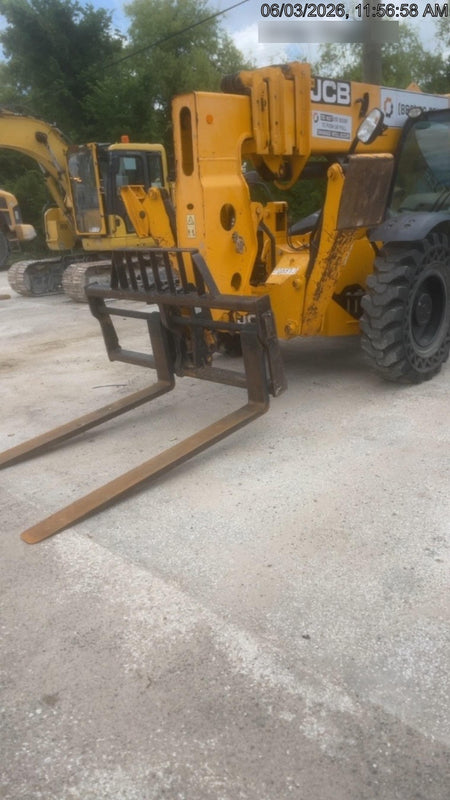 2022 JCB 512-56