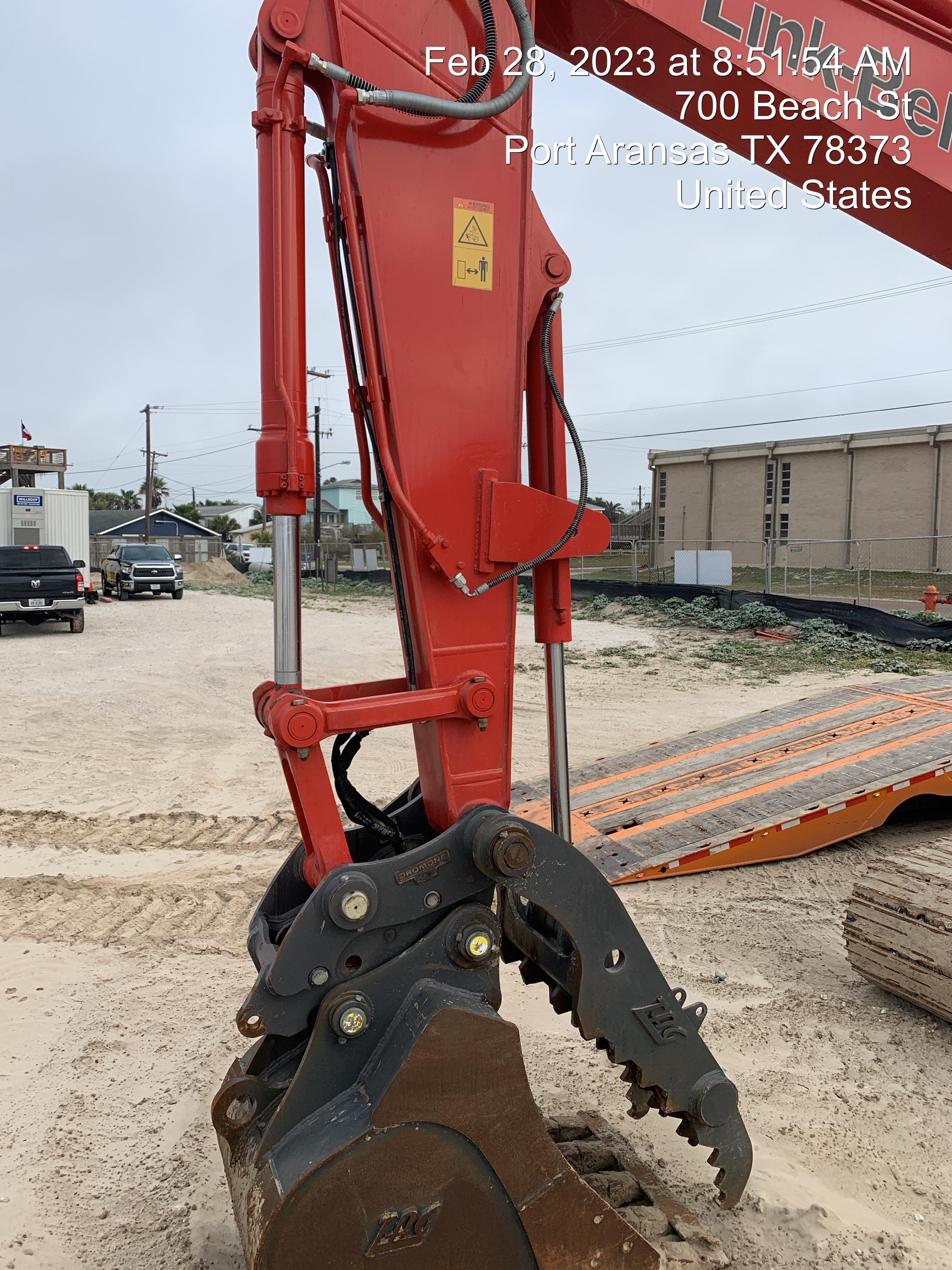 2023 LINK-BELT 210X4EX