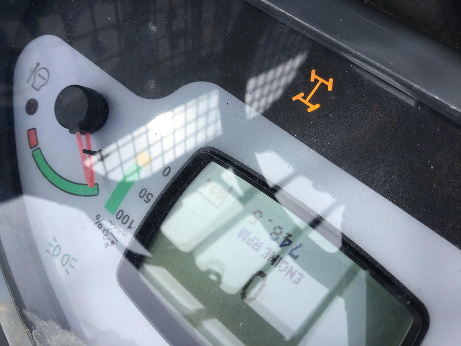 2018 Genie GTH-844 Genie GTH-844 w/ROPS, Work Lights, Solid Tires, RH Cab Mesh, Beacon, 60" Carriage and Forks