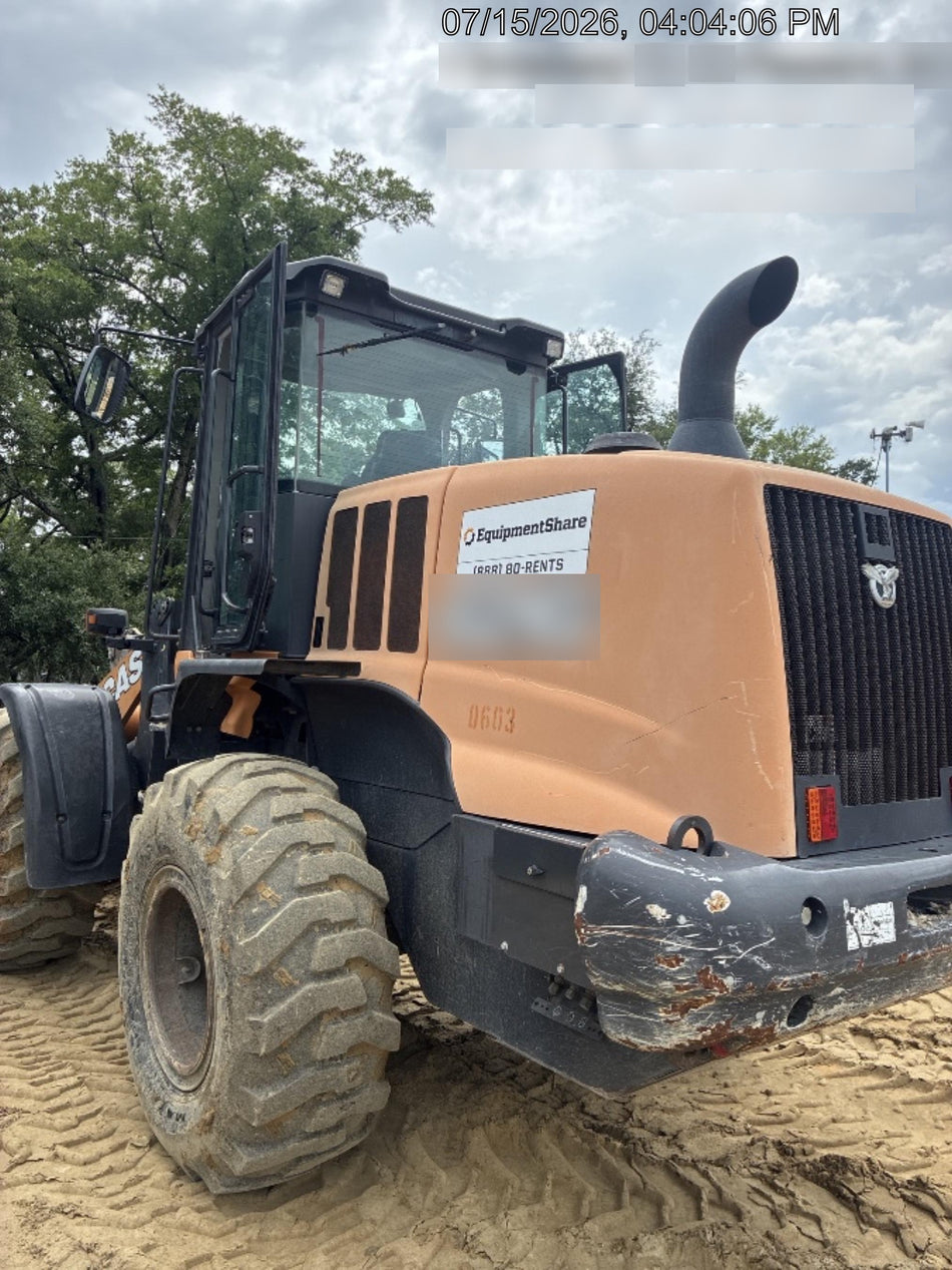 2018 Case 621G CLOSED CAB, 1 FUNCTION, JRB 416 STYLE HYD COUPLER