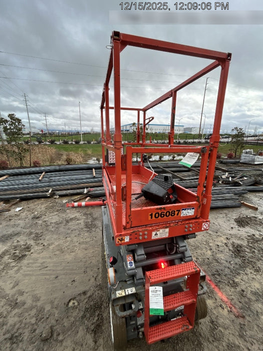 2020 Skyjack SJIII-3219 Solid NM Tires, Half height spring hinged entry gate, Dual Beacons, 800W Inverter