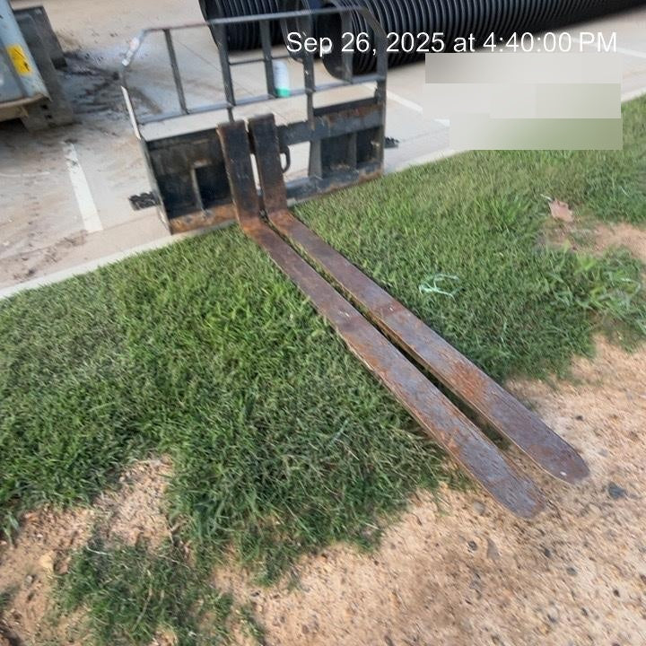 2024 BE INDUSTRIAL 48" Pallet Forks - BE Industrial