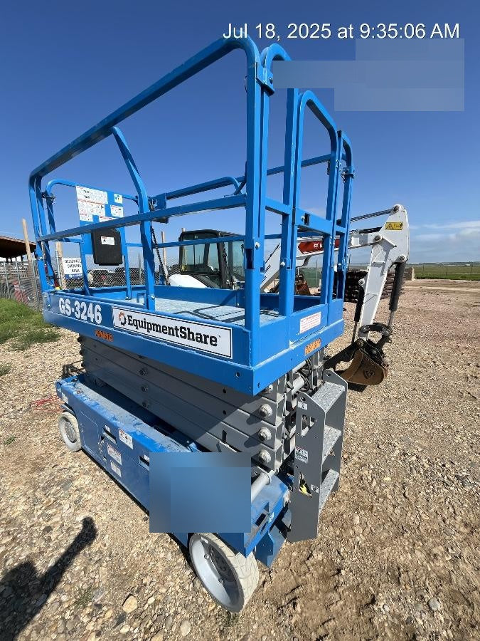 2022 GENIE GS-3246