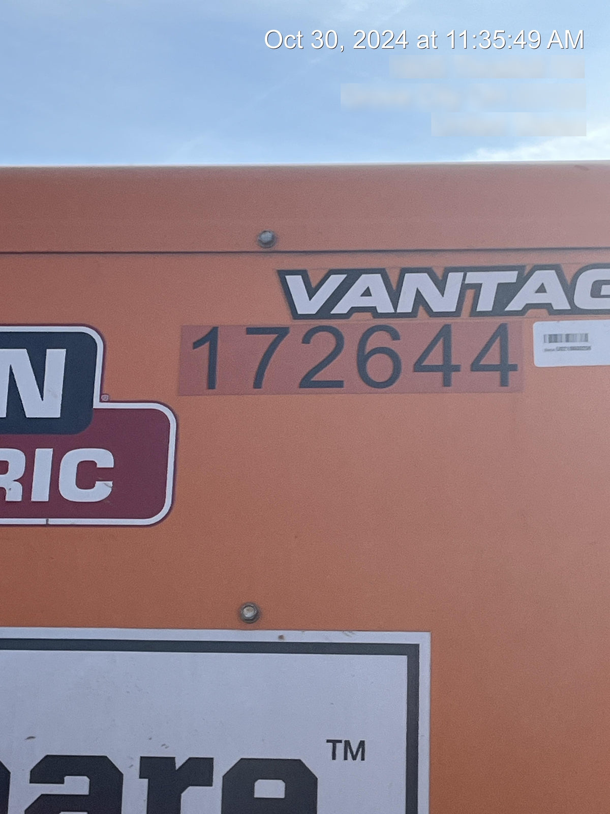 2021 Lincoln Electric Vantage 322 Vantage 322 Ready Pak 3 w/ Decals, ORANGE (includes trailer, cable rack, fender light kit) NO Telematics