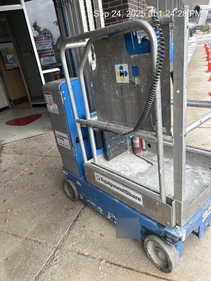 2018 GENIE GR-20