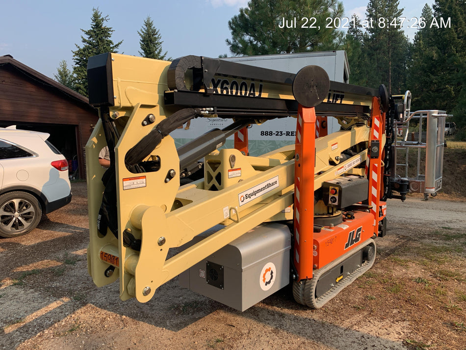 2021 JLG X600AJ