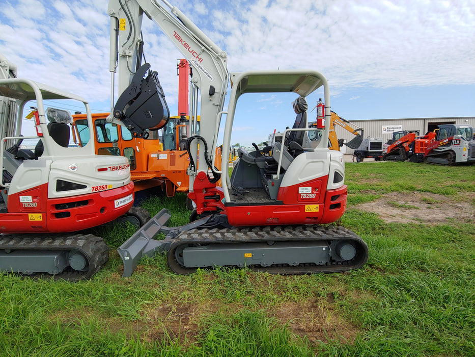 2019 TAKEUCHI TB260