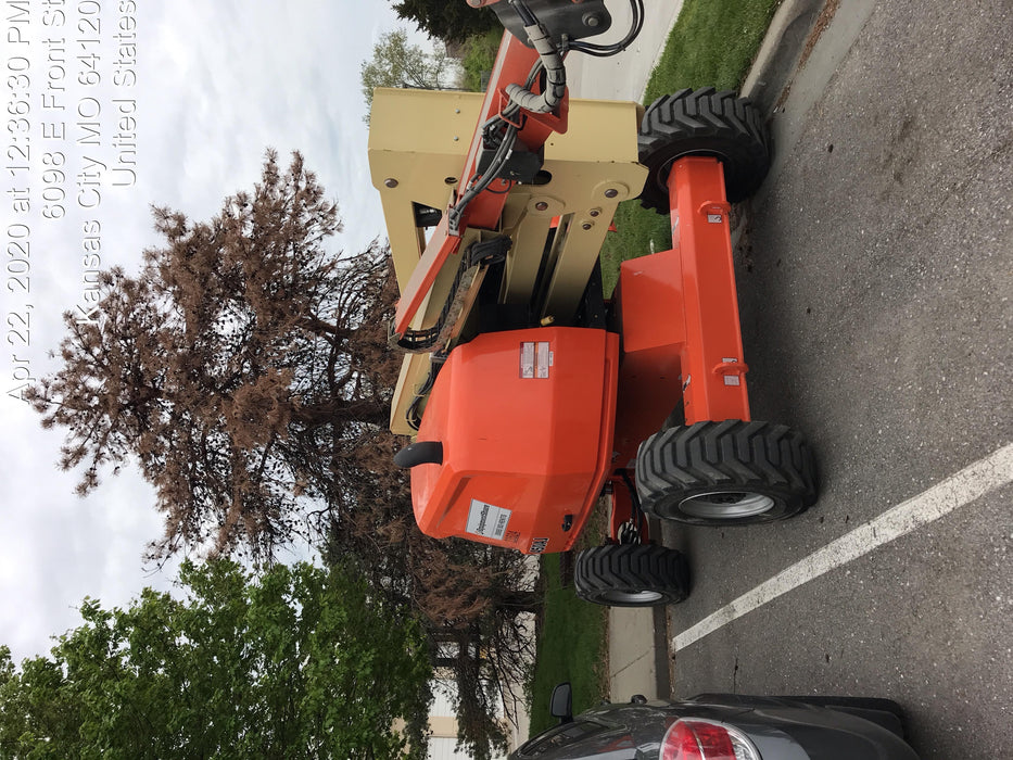 2019 JLG 450AJ