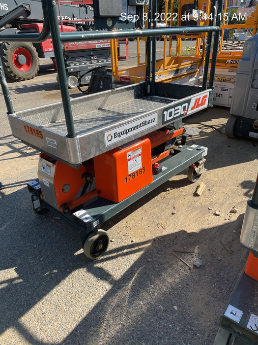 2021 JLG 1030P