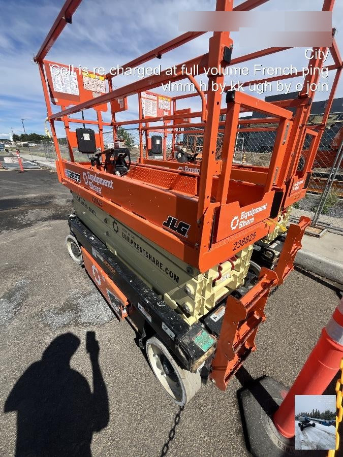 2022 JLG ES2632