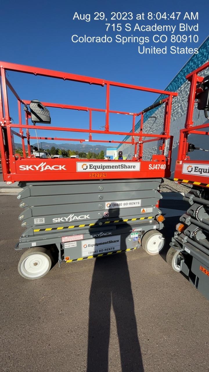 2023 SKYJACK SJ4740
