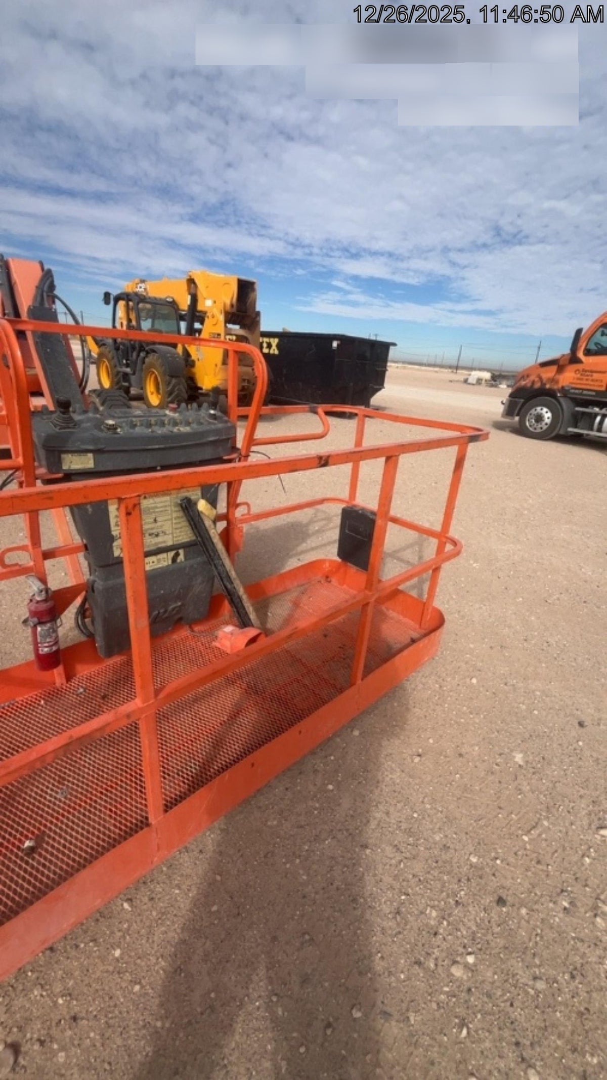 2019 JLG 600AJ