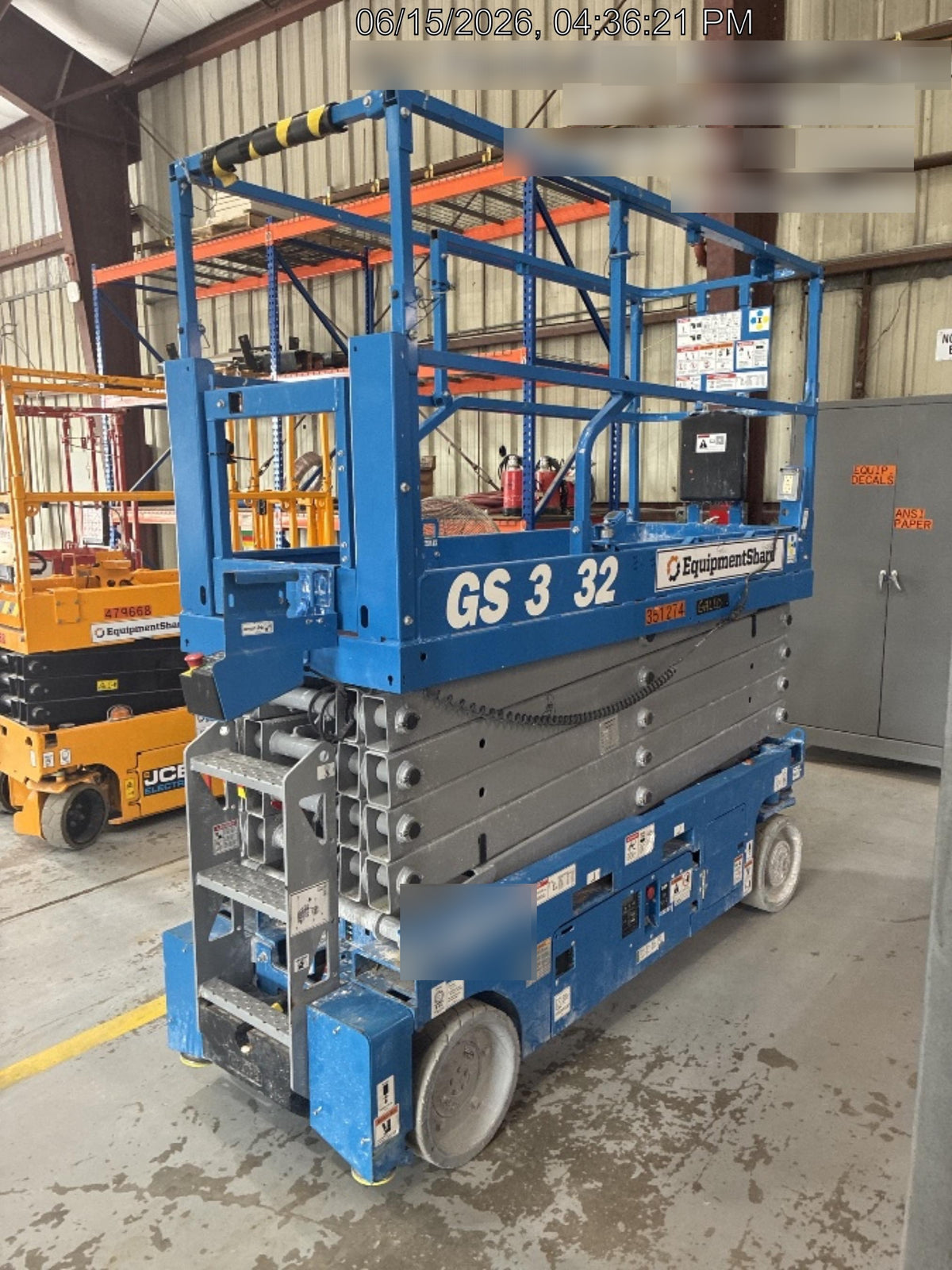 2023 GENIE GS-3232