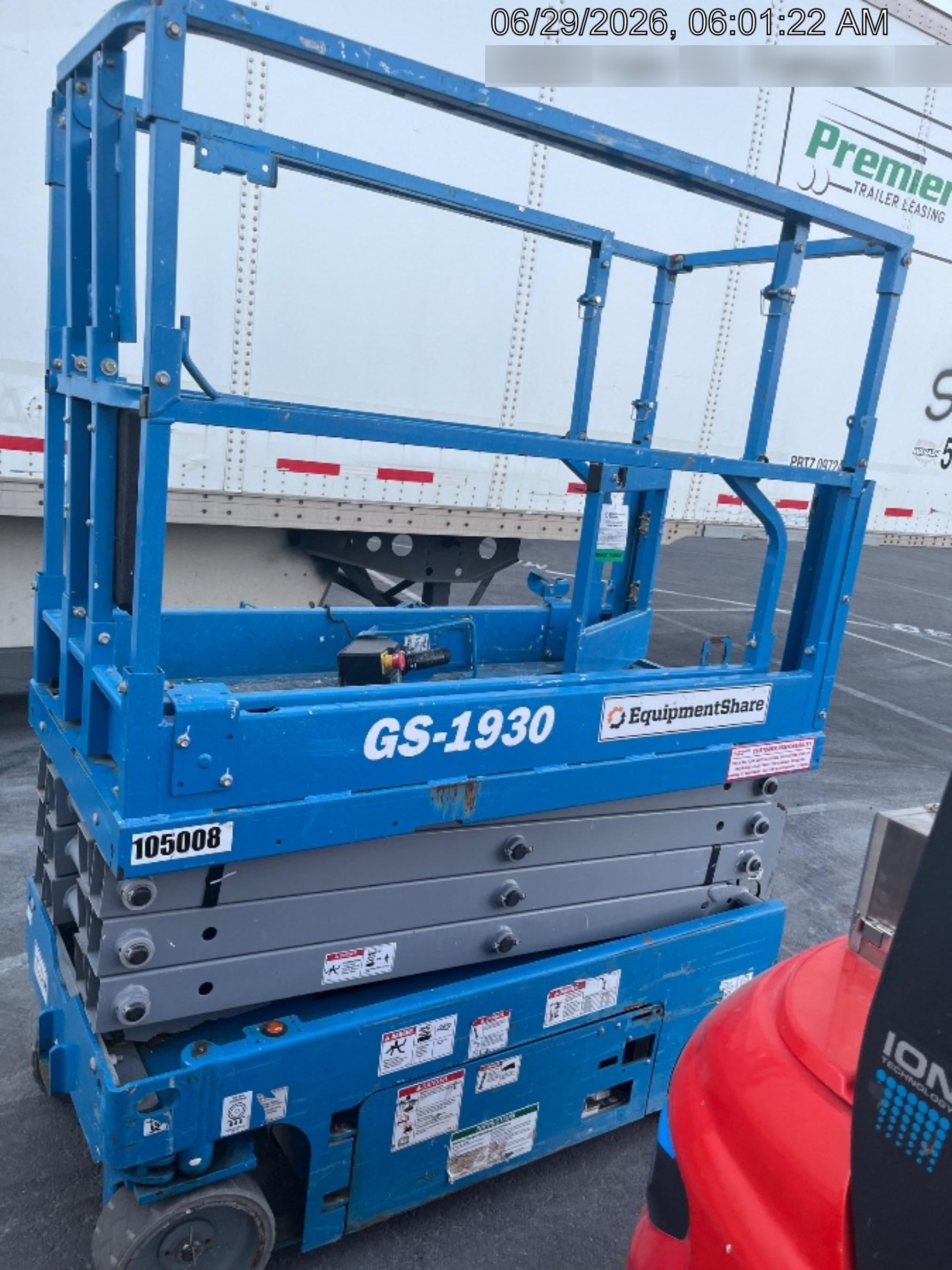 2020 Genie GS-1930 Solid Non Marking Tires, Beacon, Folding rails with half height swing gate, 800W Inverter