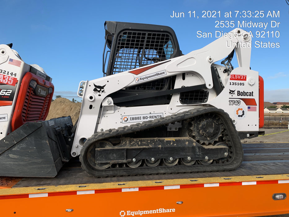 2021 BOBCAT T740