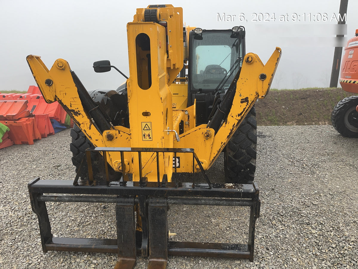 2022 JCB 512-56