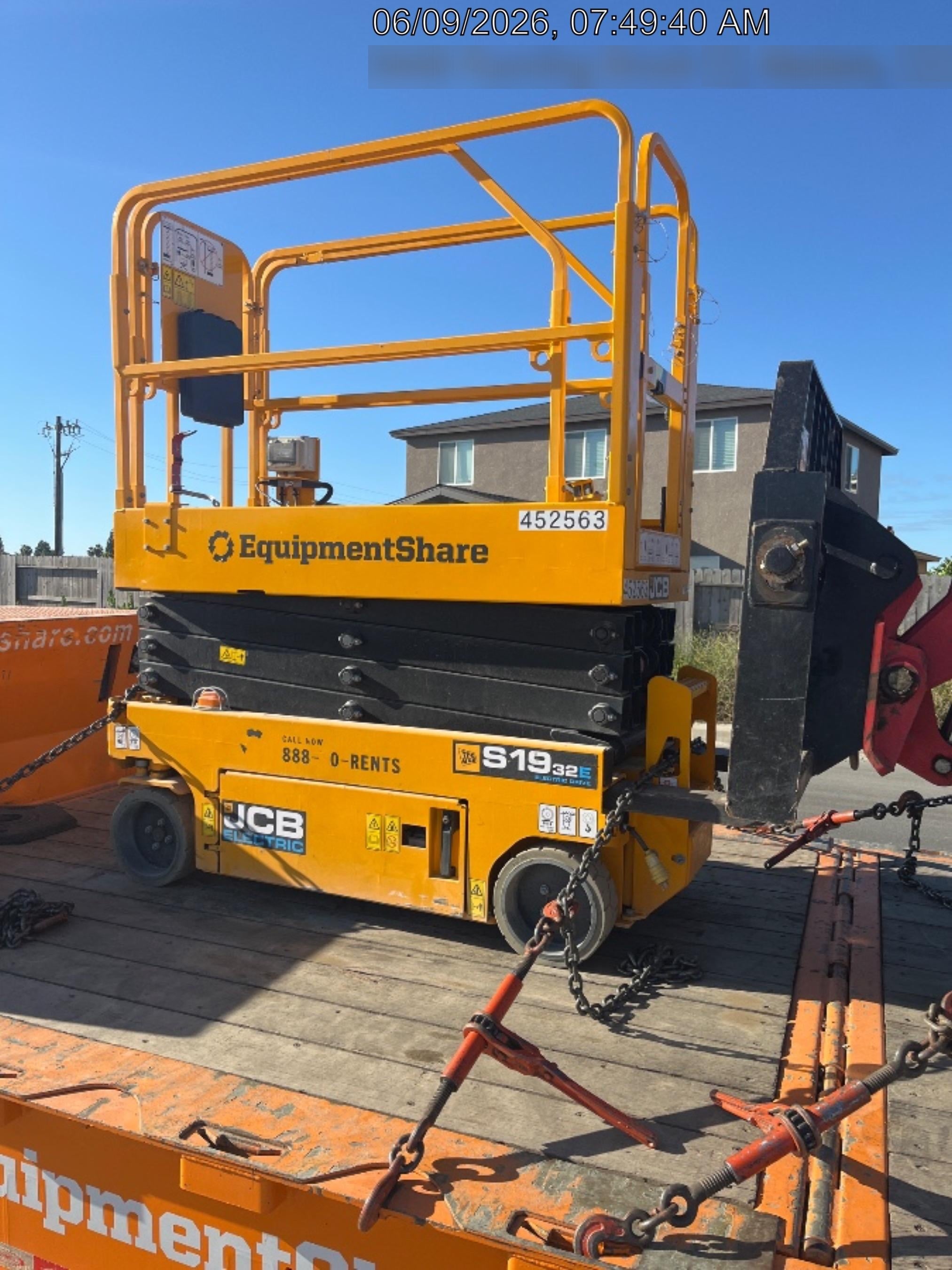 2024 JCB S1932E