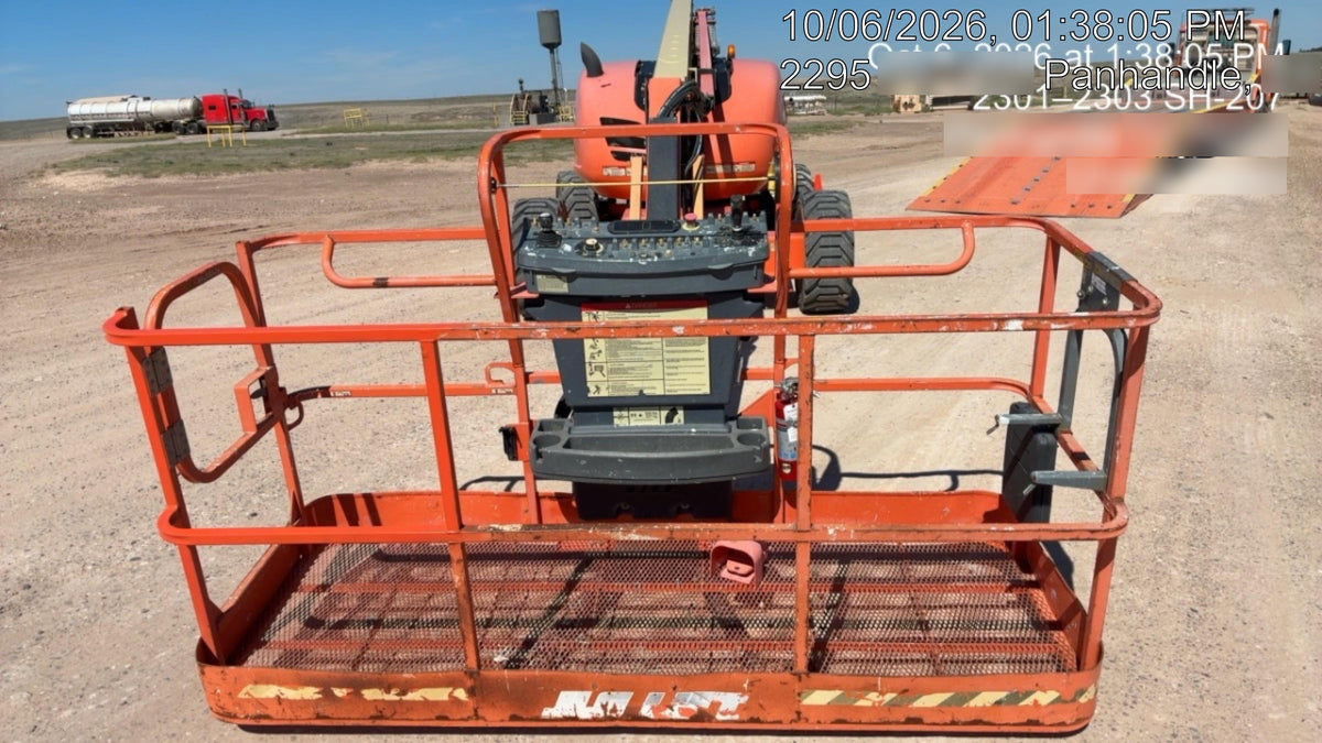 2022 JLG 600AJ
