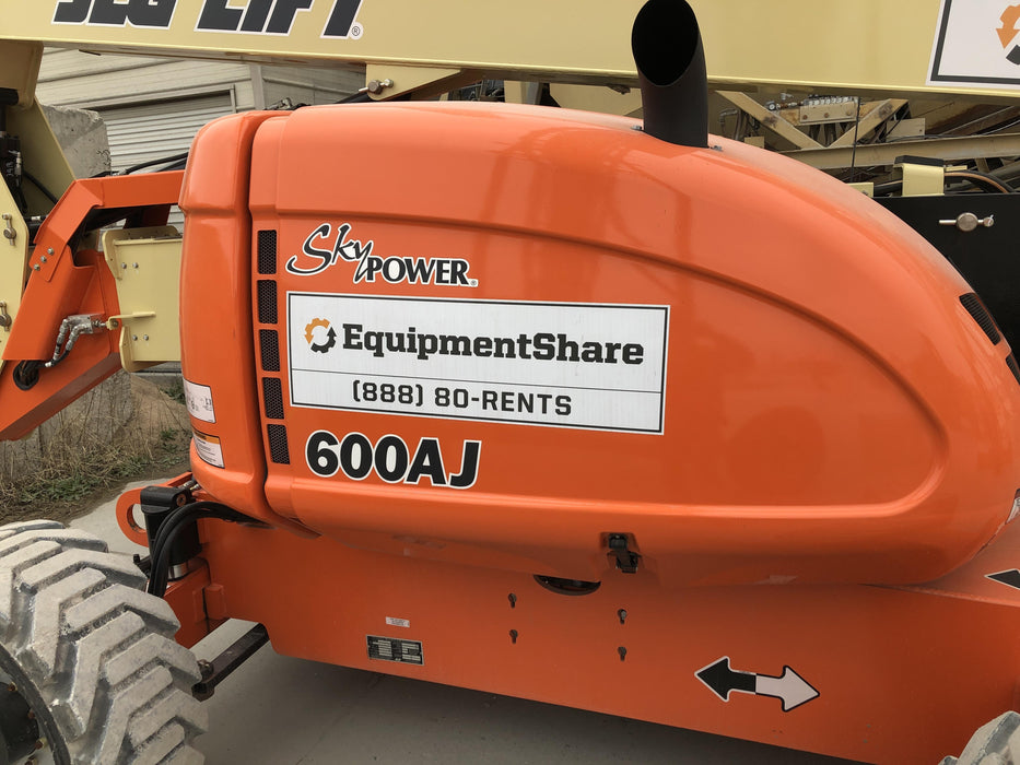 2019 JLG 600AJ
