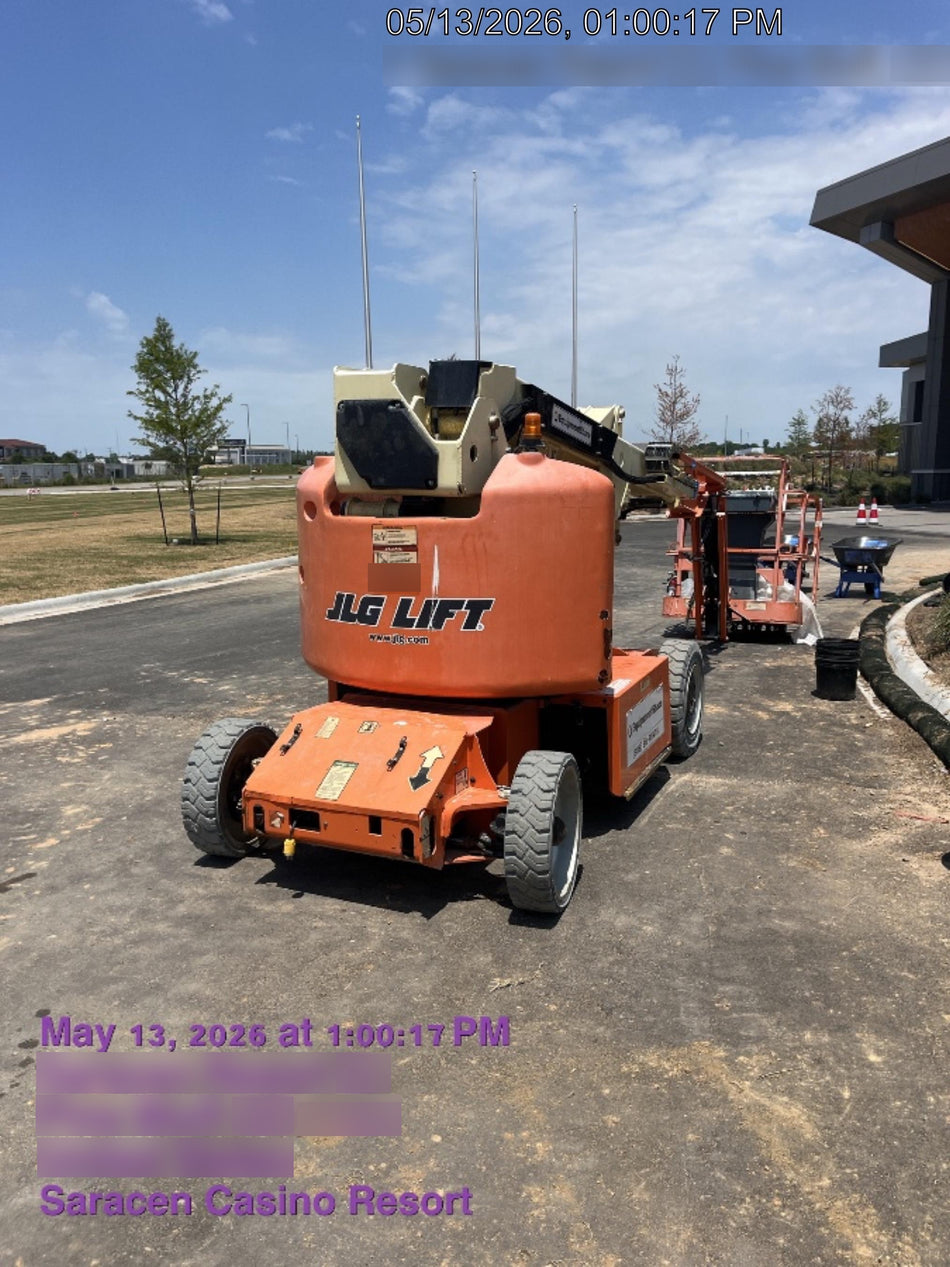 2019 JLG E400AJPN