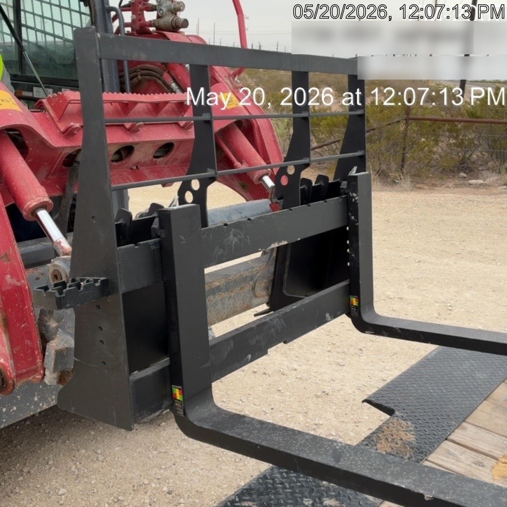 2026 ARROW MATERIAL HANDLING 48" Pallet Forks - Arrow