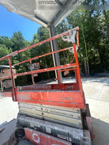 2022 JLG ES1932