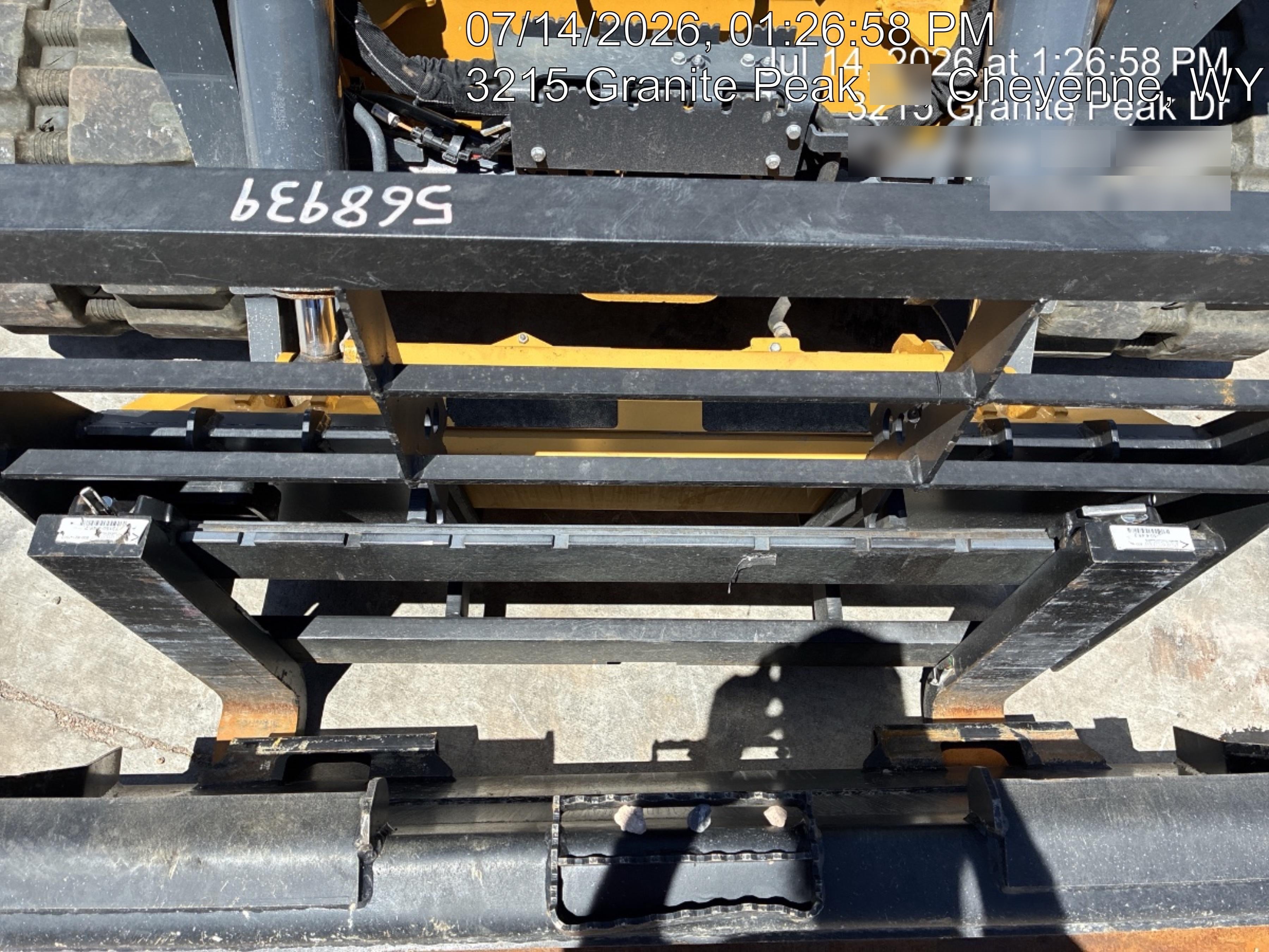 2025 ARROW MATERIAL HANDLING 48" Pallet Forks - Arrow