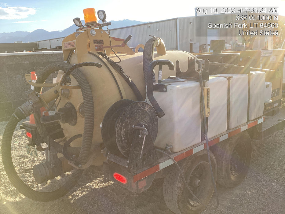 2023 VAC-TRON LP573XDT