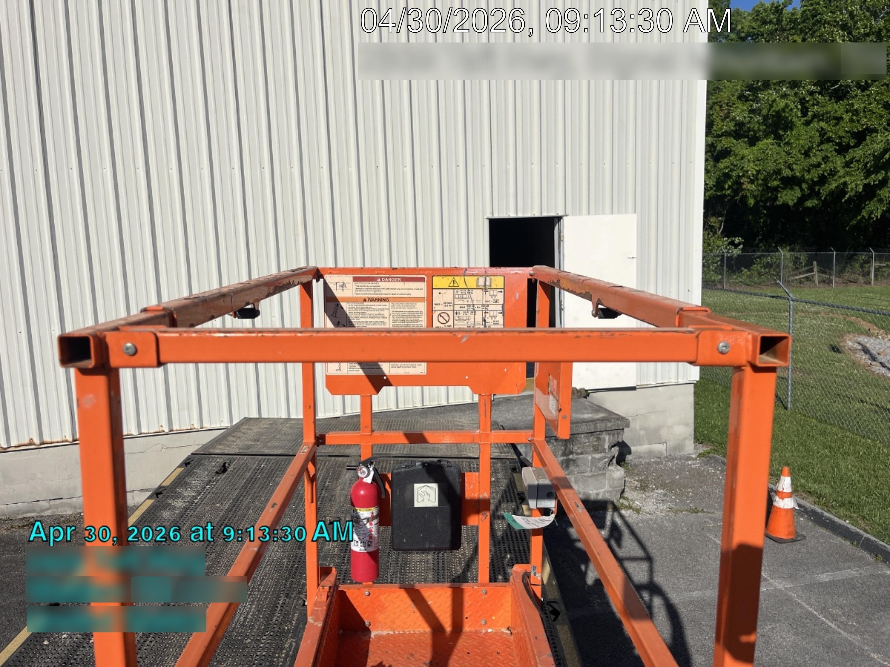 2022 JLG ES1330L