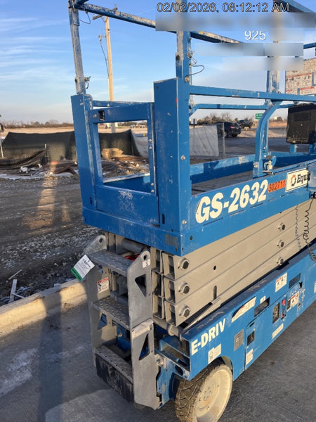 2023 GENIE GS-2632
